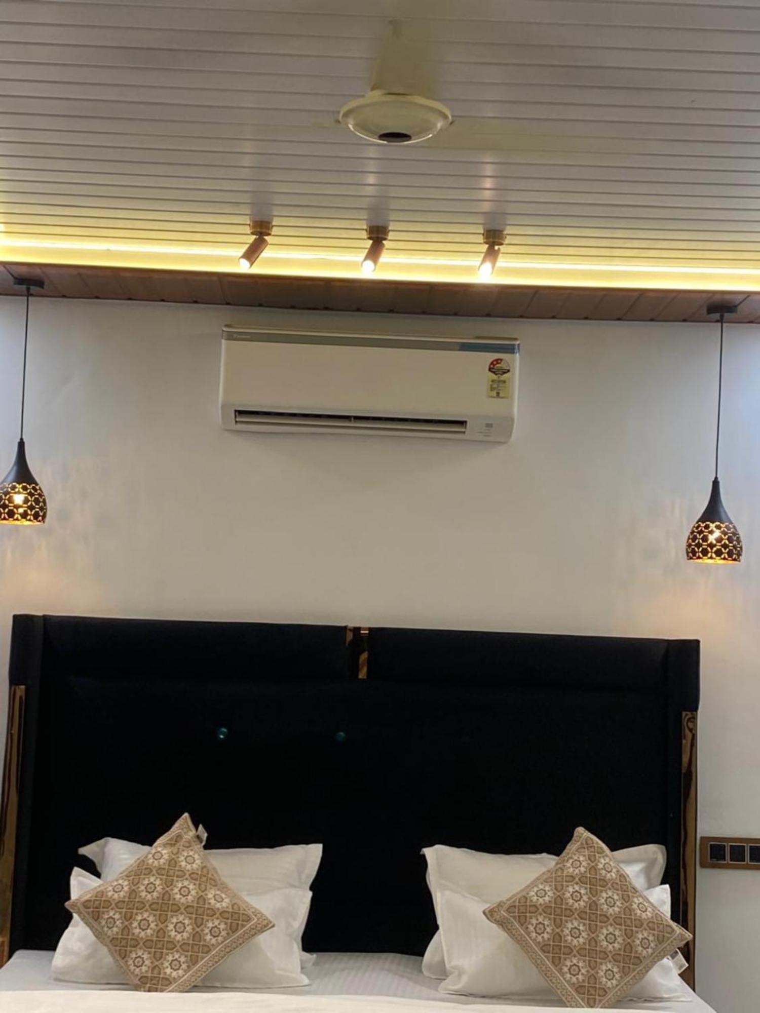 The Charming Nights Hotel Palolem Buitenkant foto