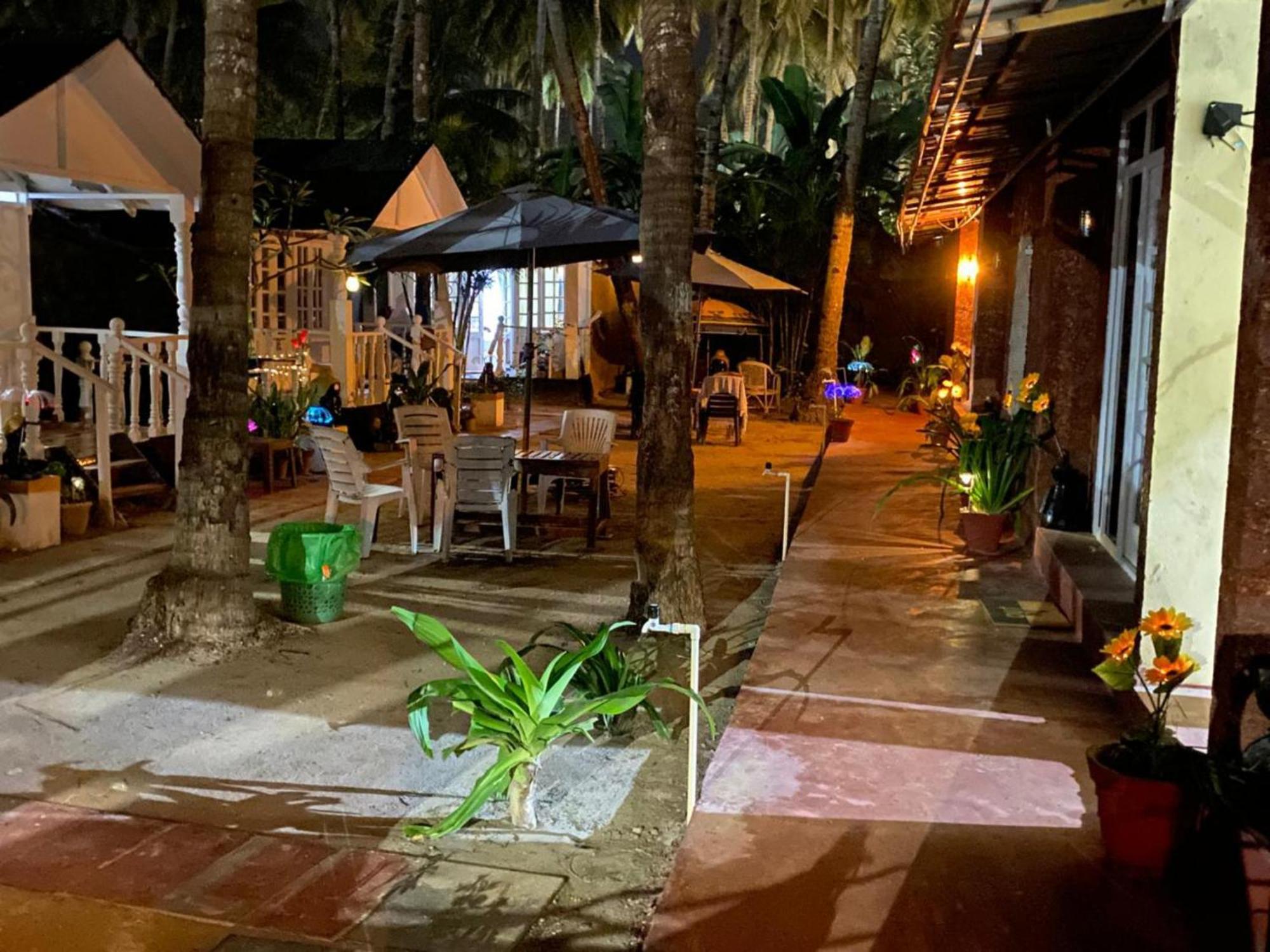 The Charming Nights Hotel Palolem Buitenkant foto
