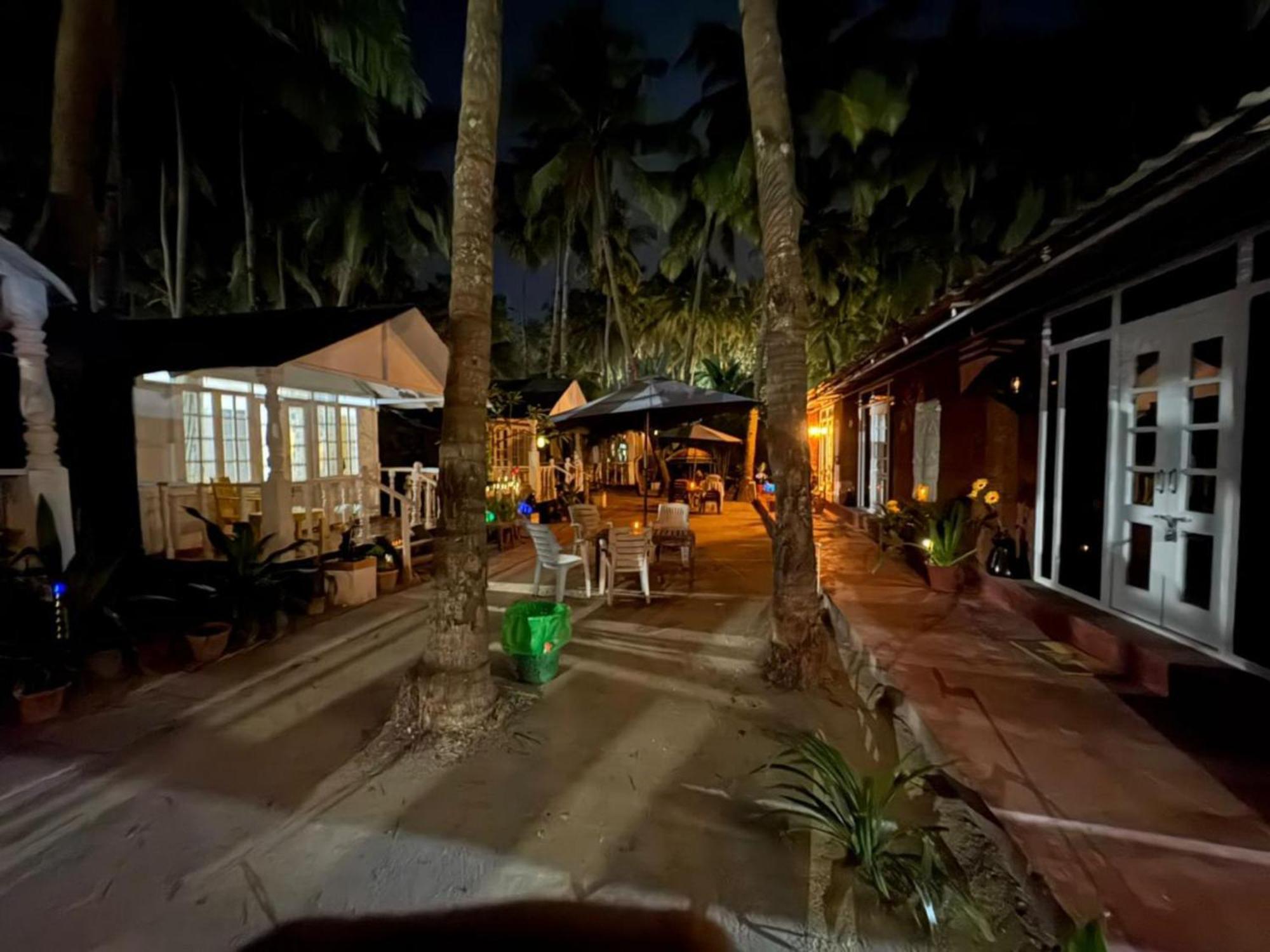 The Charming Nights Hotel Palolem Buitenkant foto